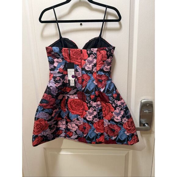 Elliatt Delphine Tulip Mini Dress in Pink & Black Floral Cocktail size S NWT - Picture 5 of 6